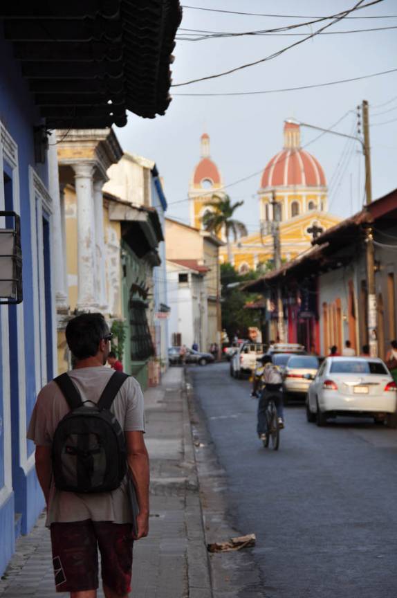 Caminhando pelas ruas de Granada, na Nicarágua